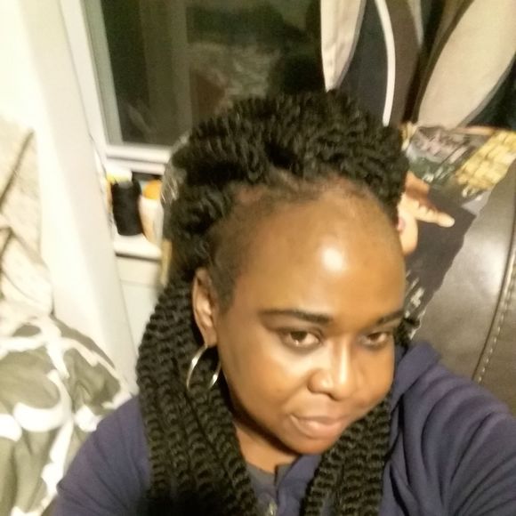 Meet your Posher, Geraldine - Picture 1 of 1